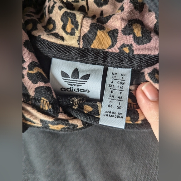 Adidas large hoody - Picture 3 of 4
